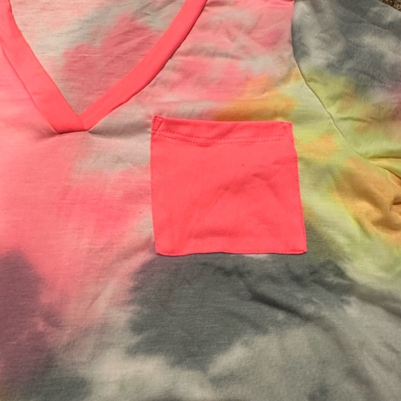 Fls + apparel nwot! Size Medium - Picture 3 of 3